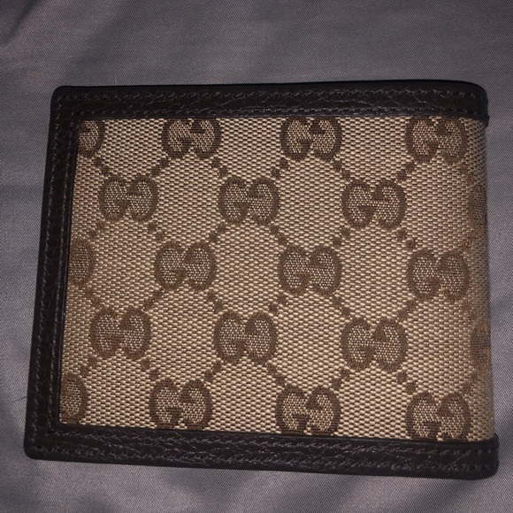 Authentic Gucci wallet. - Picture 4 of 5